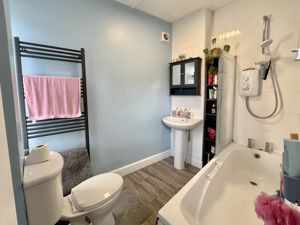 Bathroom- click for photo gallery